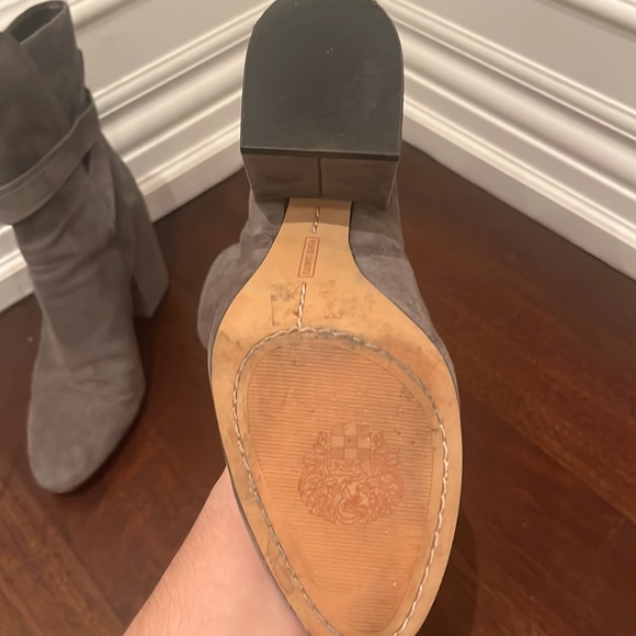 Vince Camuto Damefaris- Graystone Suede- 7M with box - Picture 8 of 10